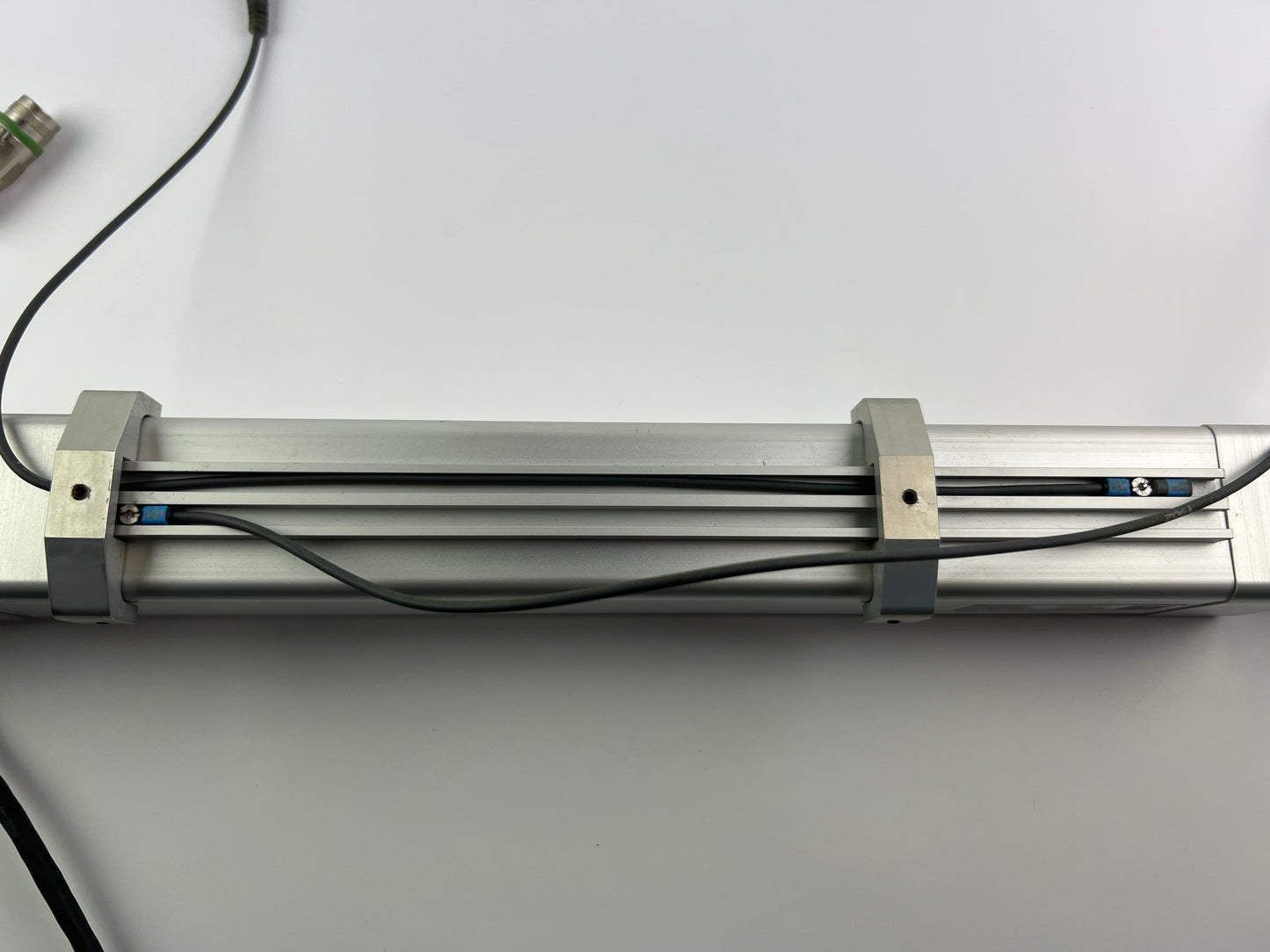 Rexroth EMC-040-NN-2 + MSM031C-0300-NN-M5-MH1 Smax=250mm Linear Actuator + Servo