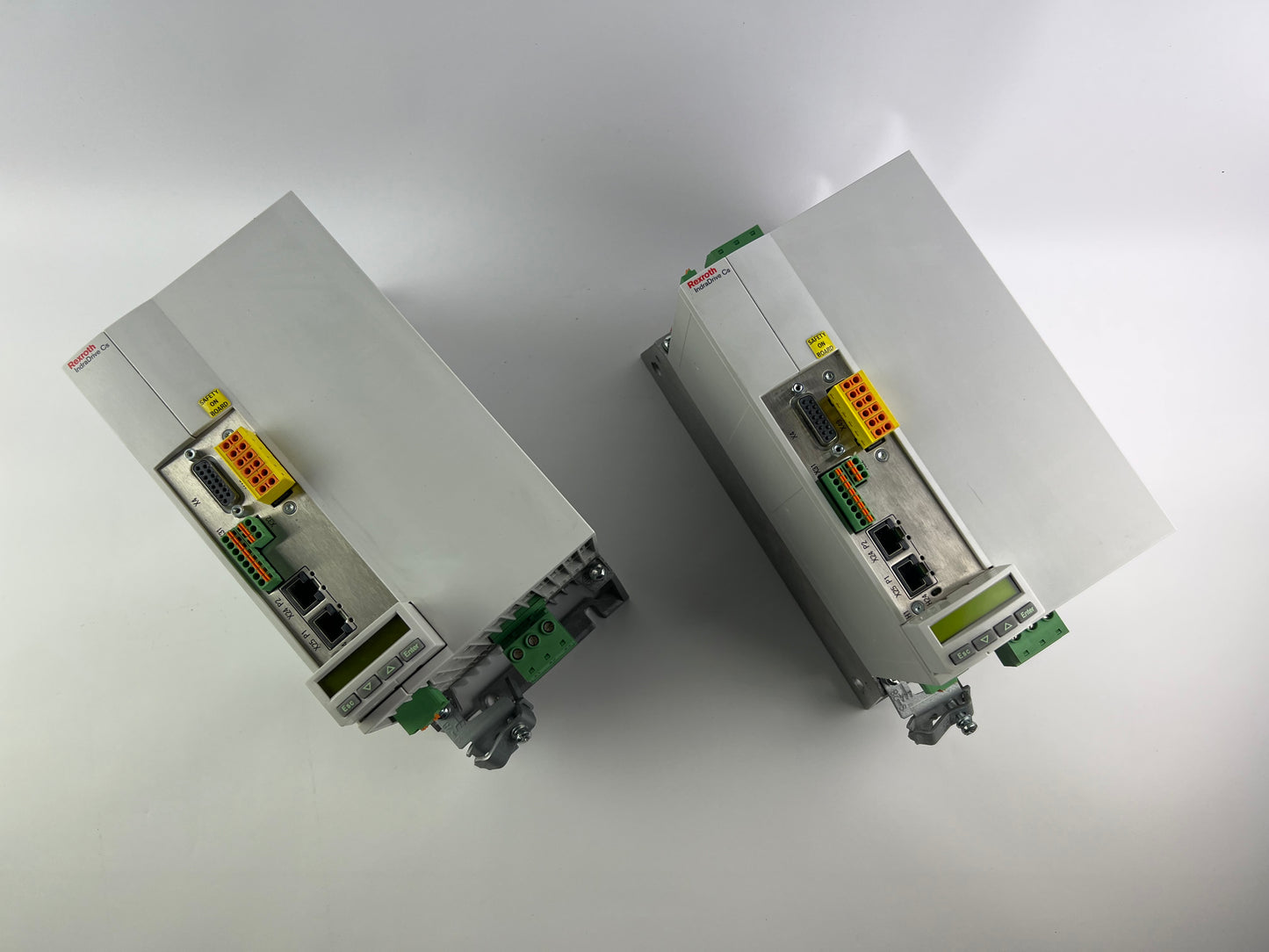 1x Rexroth - IndraDrive Cs - HCS01.1E-W0054-A-03-B-ET-EC-NN-L3-NN-FW
