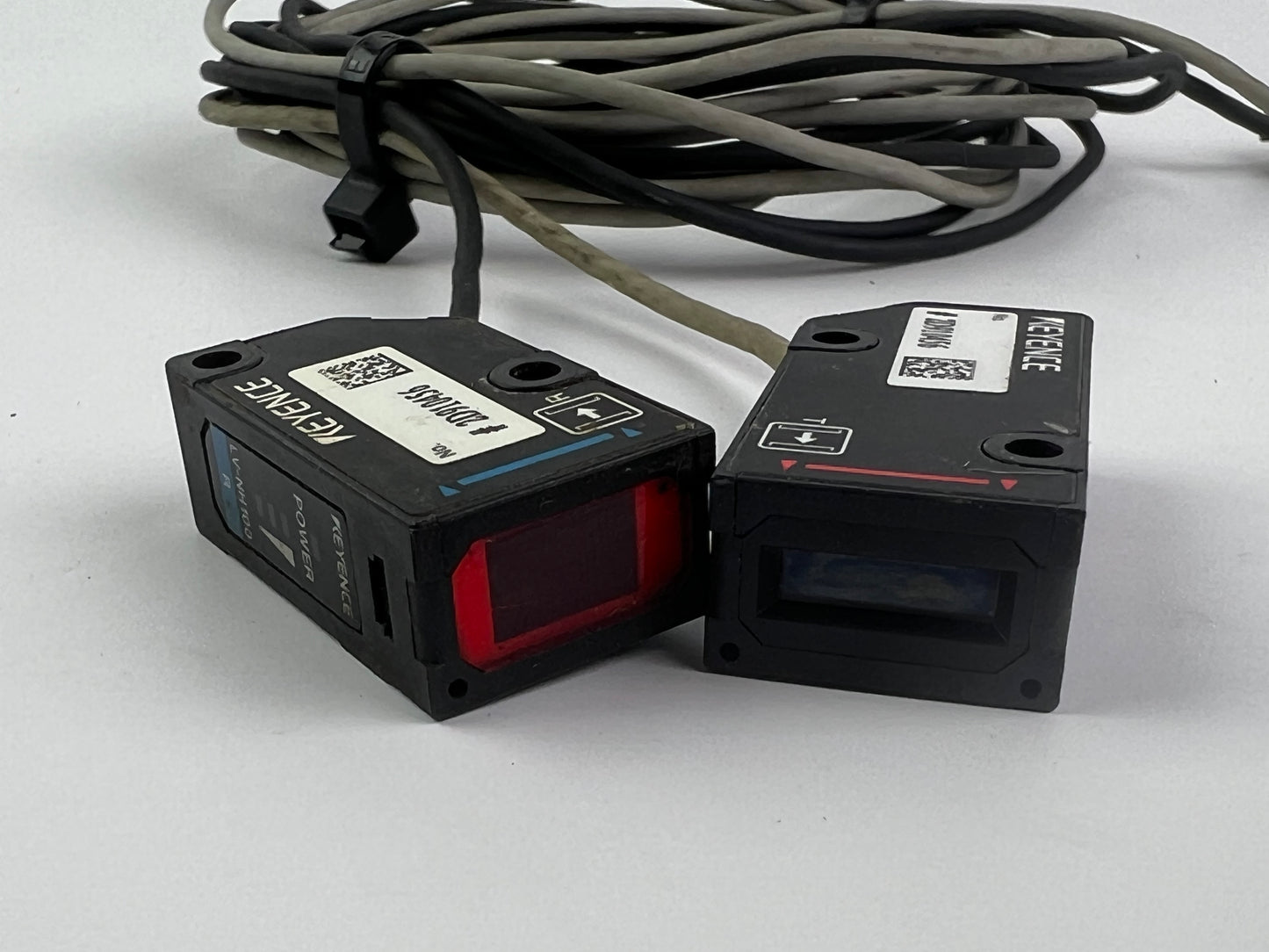 1x Keyence LV-N11CP Digital Laser Sensor + 2x LV-NH100 Sensor Heads 5m Cable