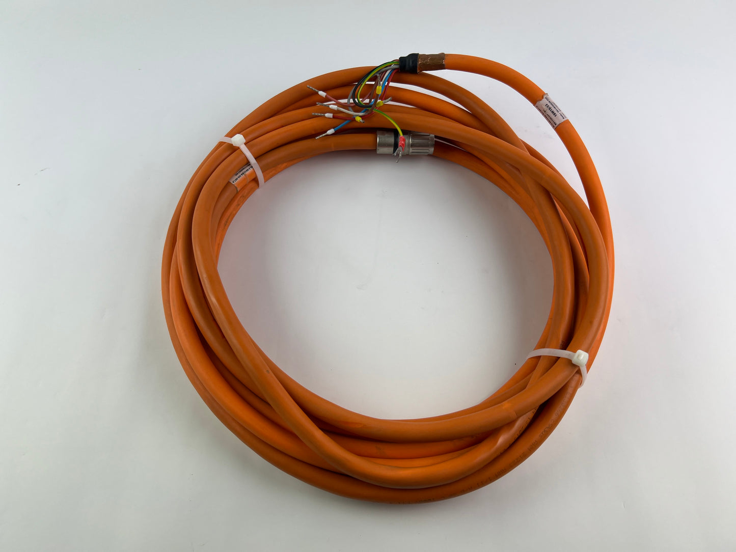 Rexroth R030520399 CKK-090-NN-1 Compact Module + R911384766 MS2N03-B0BYN-BMDH1-NNNNE-N Motor + 2 Cables + Sensors
