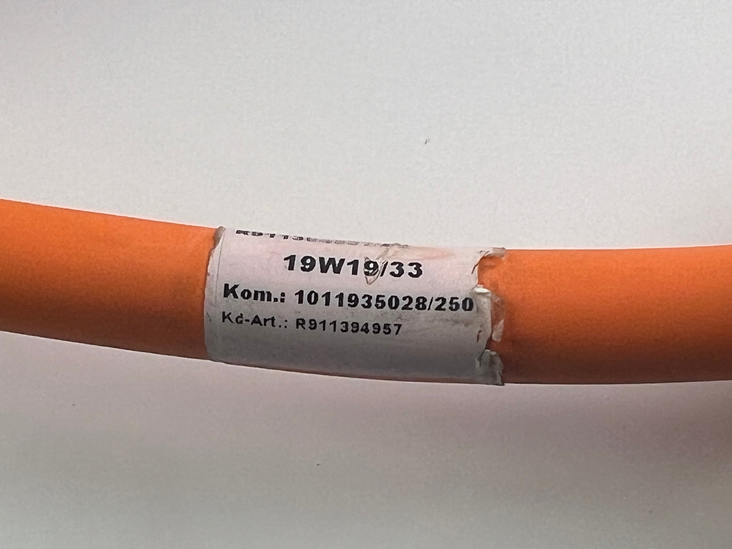 Rexroth R030520399 CKK-090-NN-1 Compact Module + R911384766 MS2N03-B0BYN-BMDH1-NNNNE-N Motor + 2 Cables + Sensors