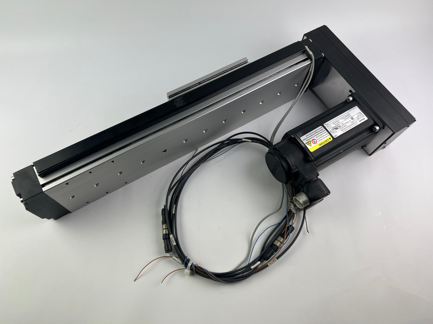 Rexroth R030513265 CKK-110-NNG1 Compact Module + R911306060 MSK040C-0600-NN-M1-UG0-NNNN Motor + 2 Cables + 2 Sensors