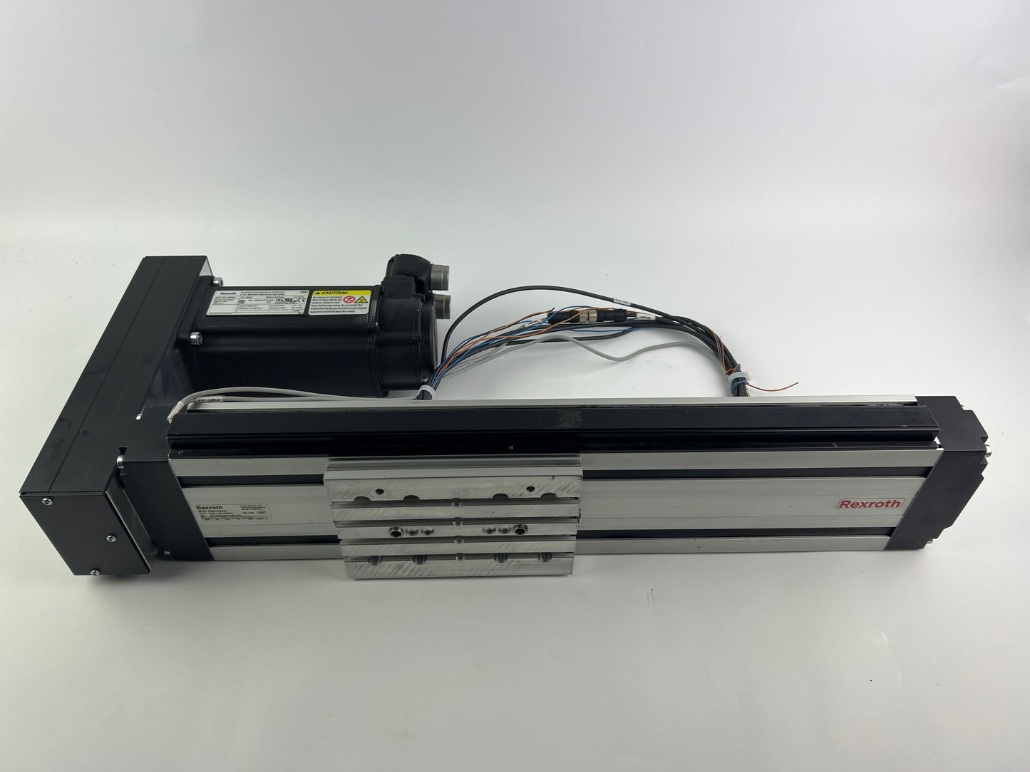 Rexroth R030513265 CKK-110-NNG1 Compact Module + R911306060 MSK040C-0600-NN-M1-UG0-NNNN Motor + 2 Cables + 2 Sensors