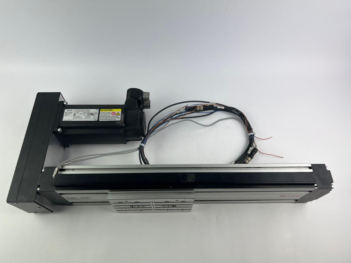 Rexroth R030513265 CKK-110-NNG1 Compact Module + R911306060 MSK040C-0600-NN-M1-UG0-NNNN Motor + 2 Cables + 2 Sensors