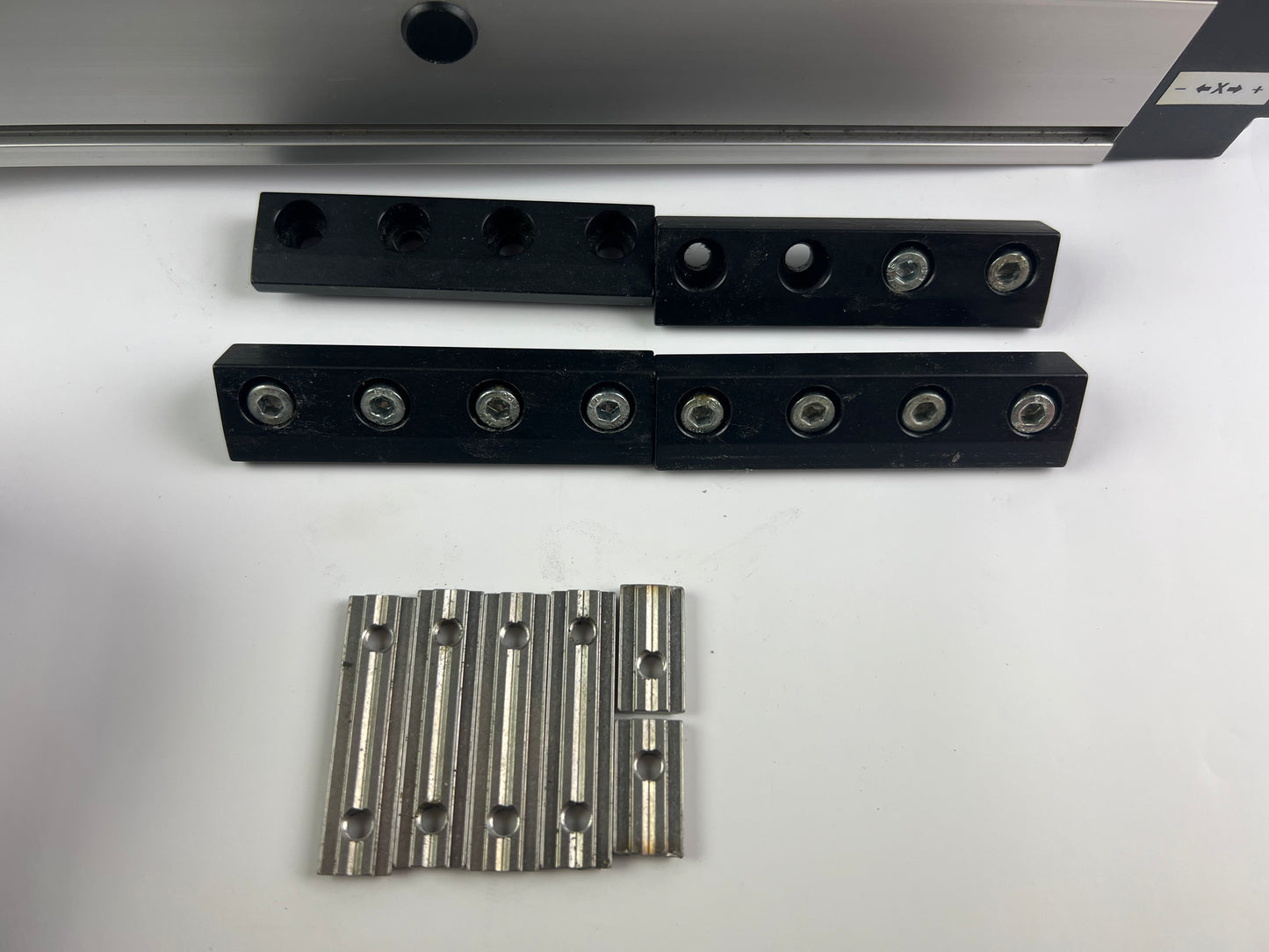 Rexroth R030520400 CKK-110-NNG1 Compact Module + R911306060 MSK040C-0600-NN-M1-UG0-NNNN Motor + 2 Cables + 2 Sensors