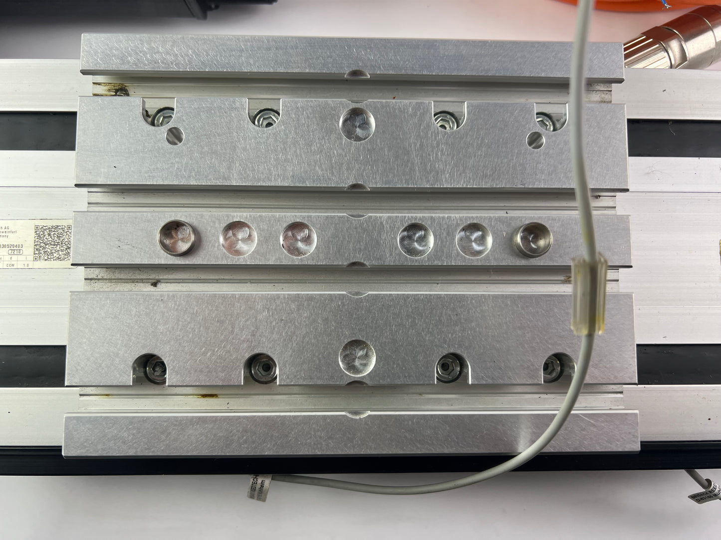Rexroth R030520403 CKK-145-NNG1 Compact Module + R911306060 MSK040C-0600-NN-M1-UG0-NNNN Motor + 2 Cables + Sensors
