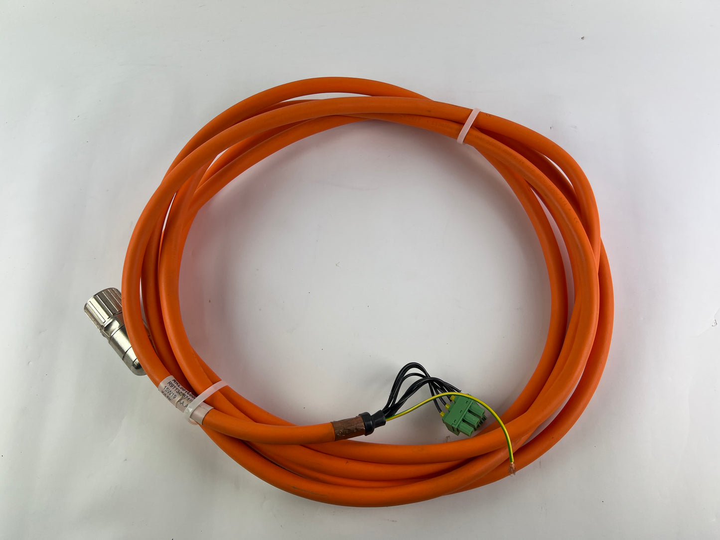 Rexroth R030520403 CKK-145-NNG1 Compact Module + R911306060 MSK040C-0600-NN-M1-UG0-NNNN Motor + 2 Cables + Sensors