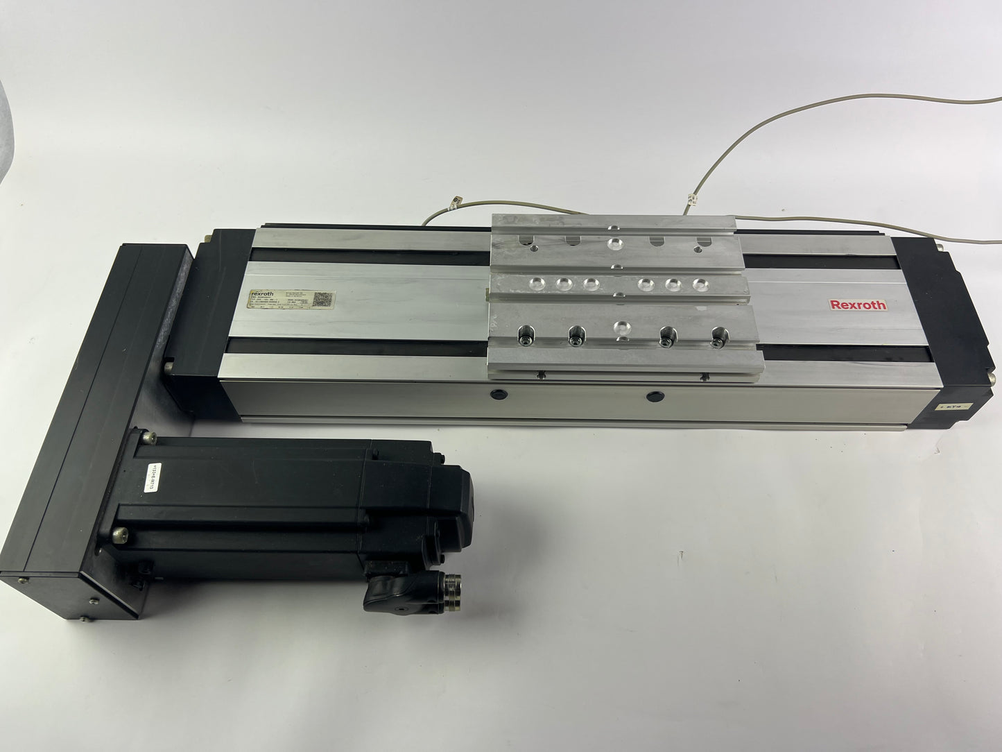 Rexroth R030520401 CKK-145-NN-1 Compact Module + R911384533 MS2N04-D0BQN-BMDH0-NNNNE-NN Motor + 2 Cables + 2 Sensors