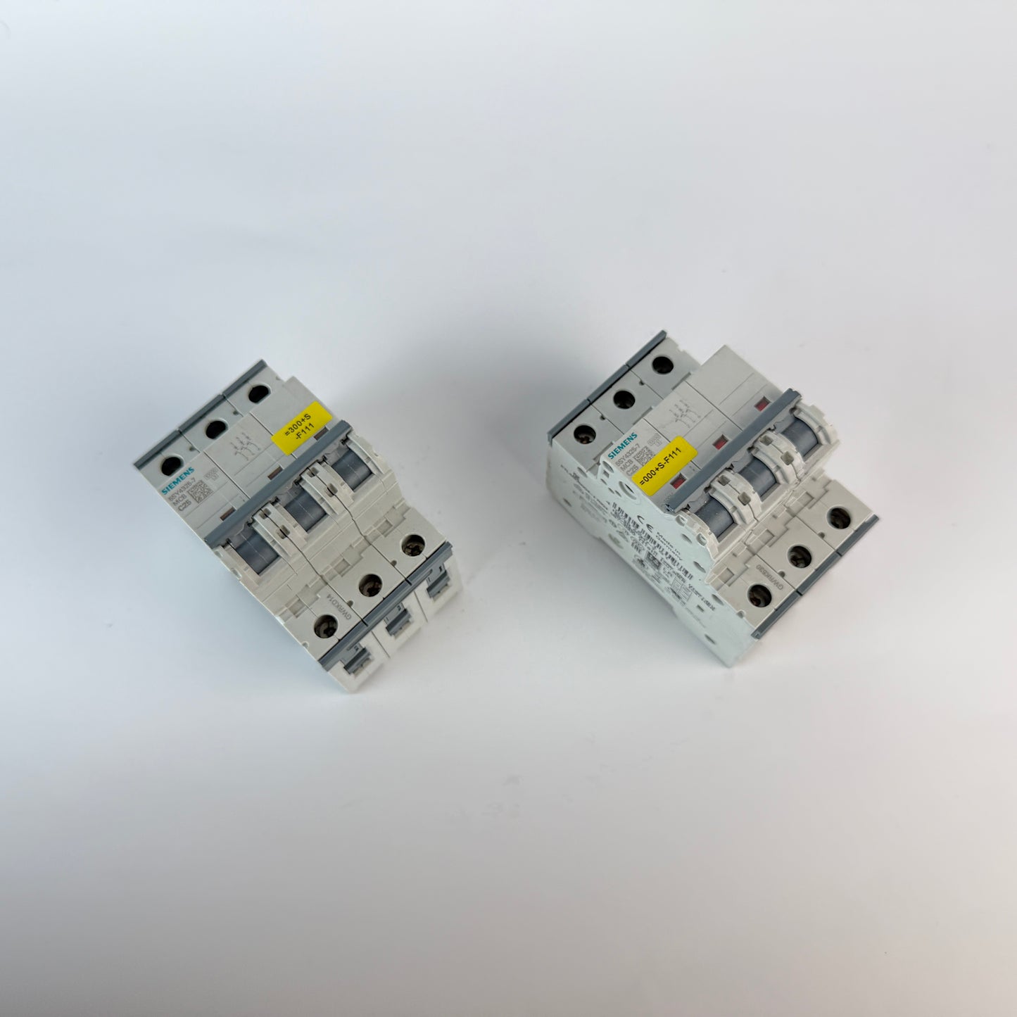 1x Siemens 5SY4325-7 3 Pole MCB C25 25A Circuit Breaker 10kA 400V AC