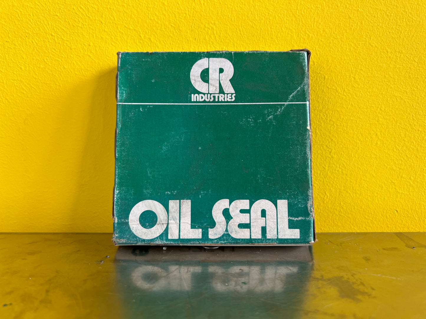 CR Industries Oil Seal 27541 (CR-27541-USA) – 2.750" x 3.875" x 0.438"