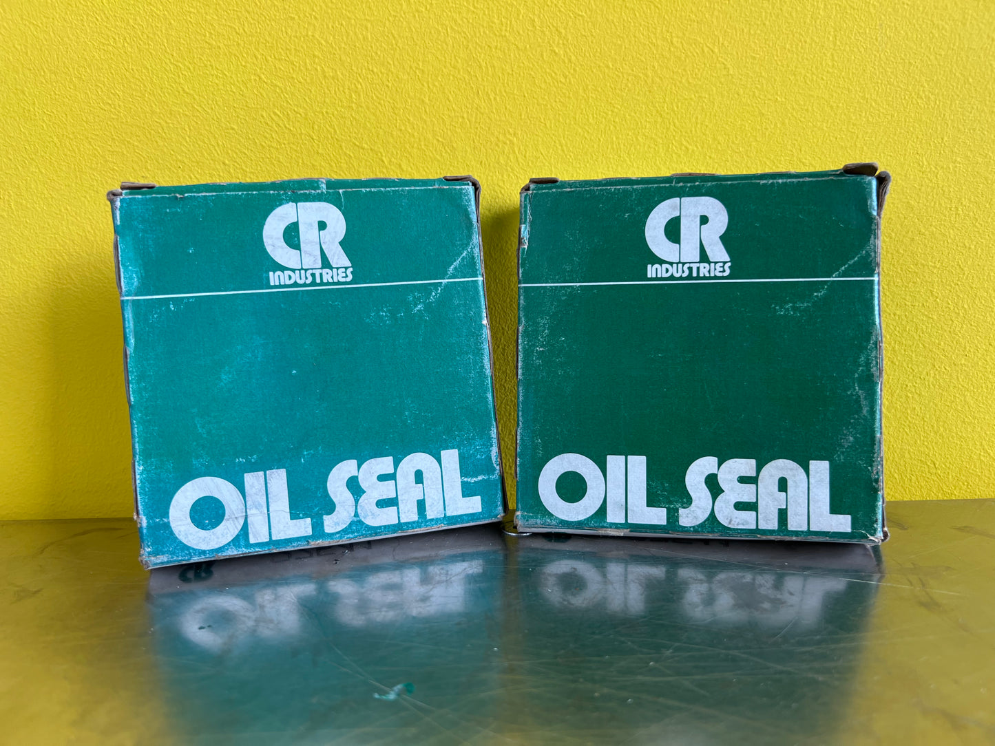 CR Industries Oil Seal 27541 (CR-27541-USA) – 2.750" x 3.875" x 0.438"