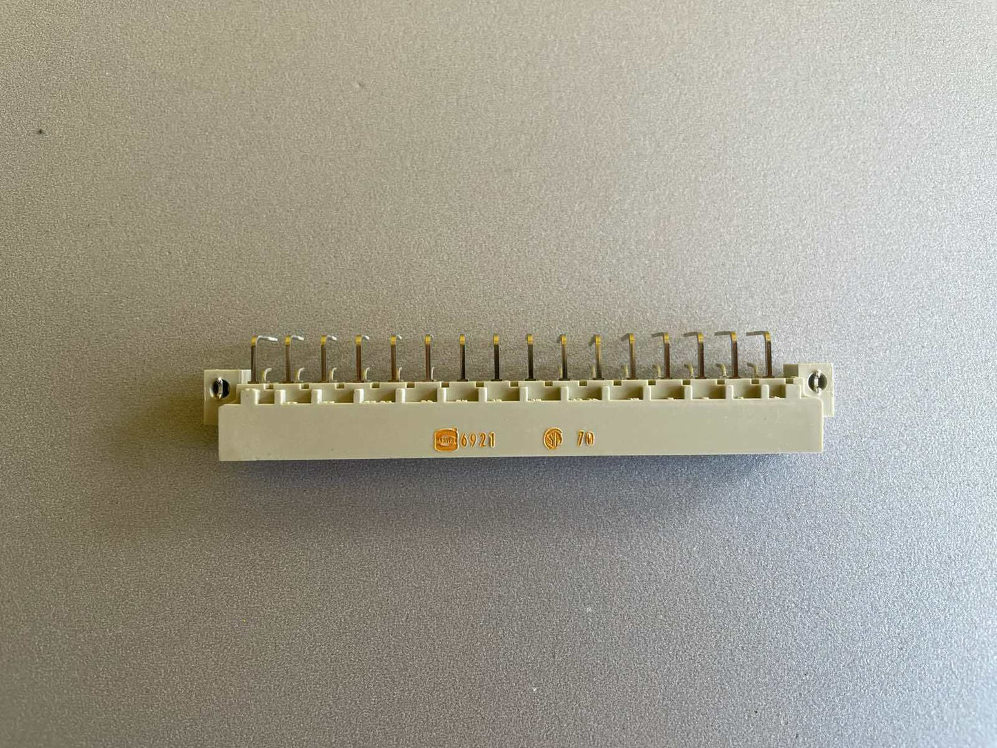 1x Phoenix Contact PCB connectors 81 09 04 332 6831