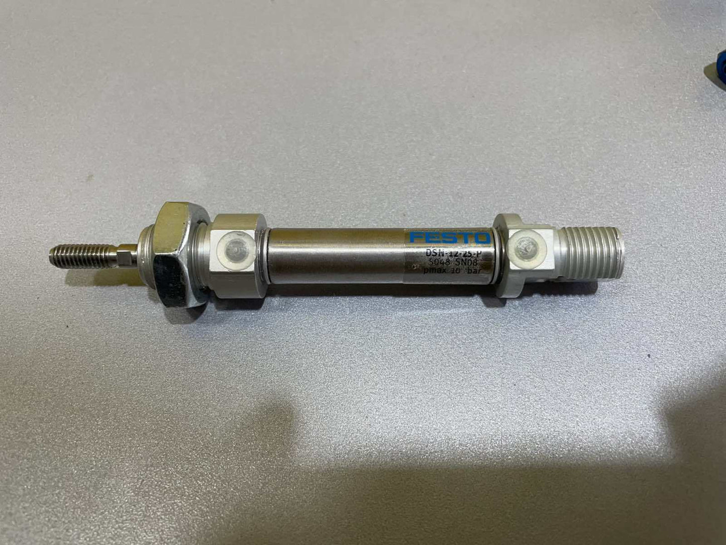 1x Festo DSN-12-25 P 181R Standard Cylinder