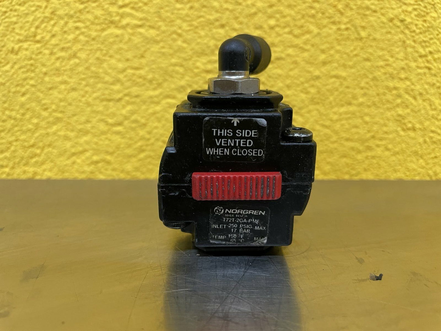 Norgren T72T-2GA-P1N shut off valve