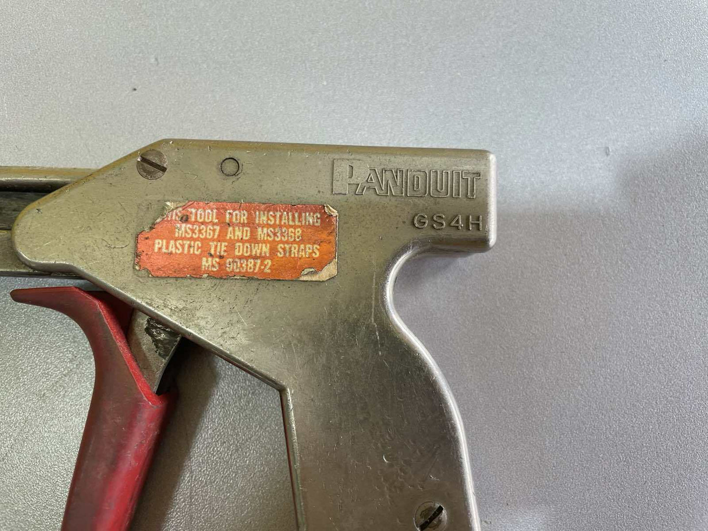 Panduit GS4H Cable Tie Tensioning and Cut-Off Tool
