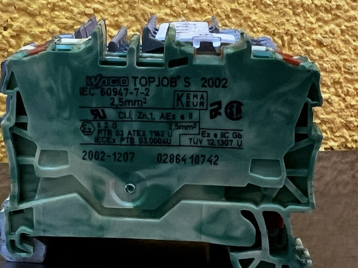 WAGO Ground Terminal Block – IEC 60947-7-2 Earth Clamp (Erdklemme)