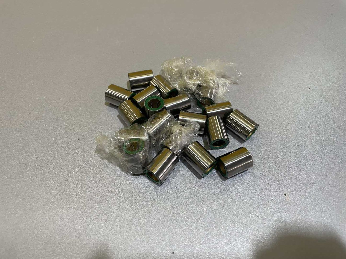 Lot of 24 Ball Bearing Sferax 1017