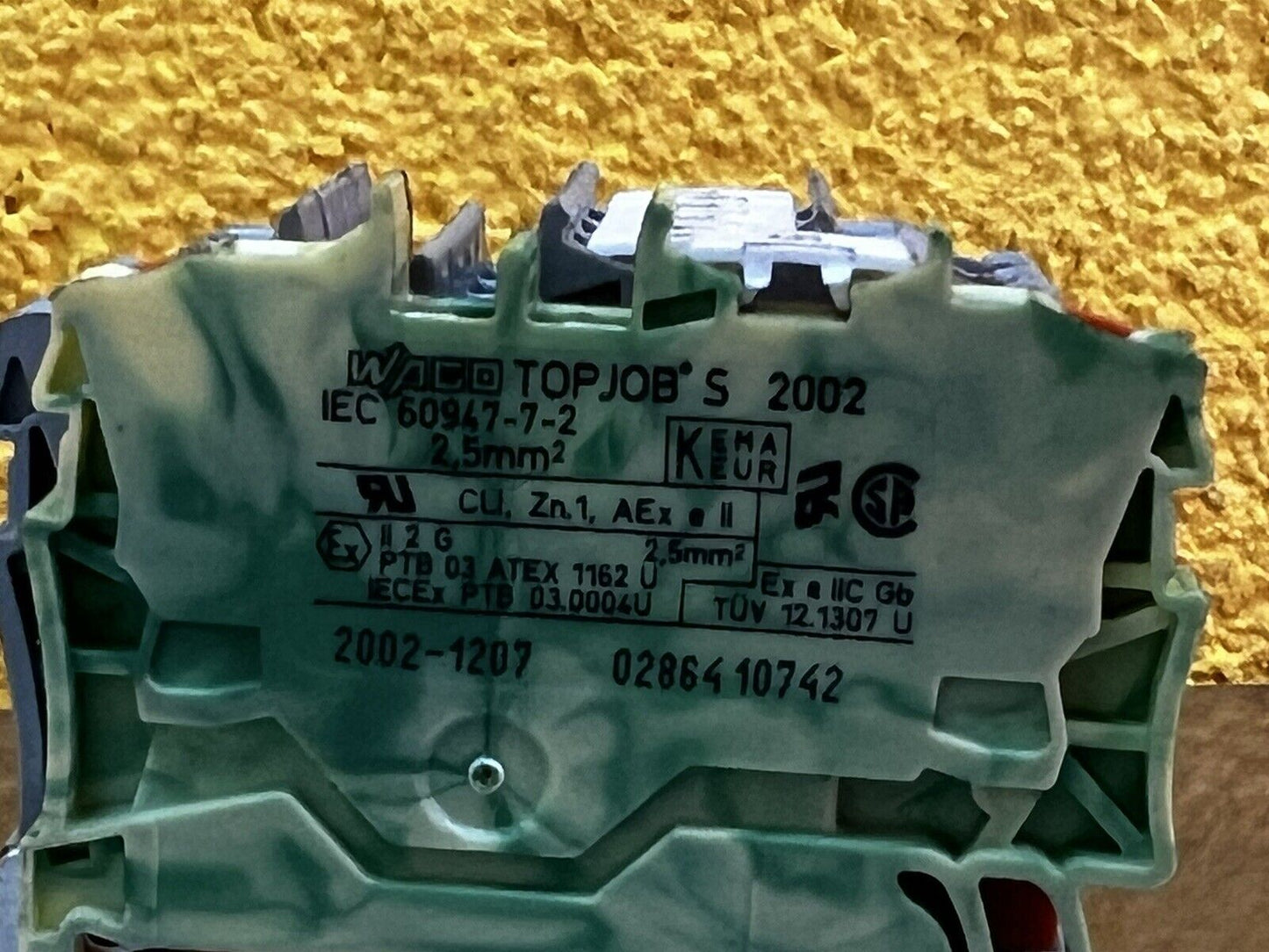 WAGO Ground Terminal Block – IEC 60947-7-2 Earth Clamp (Erdklemme)