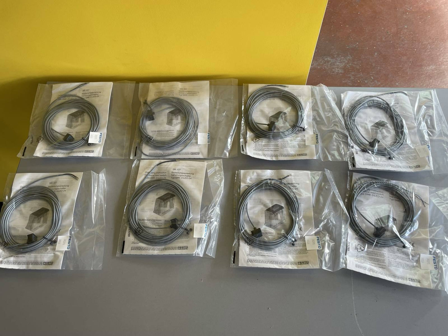 Festo SME-3-LED-24 Proximity Switch