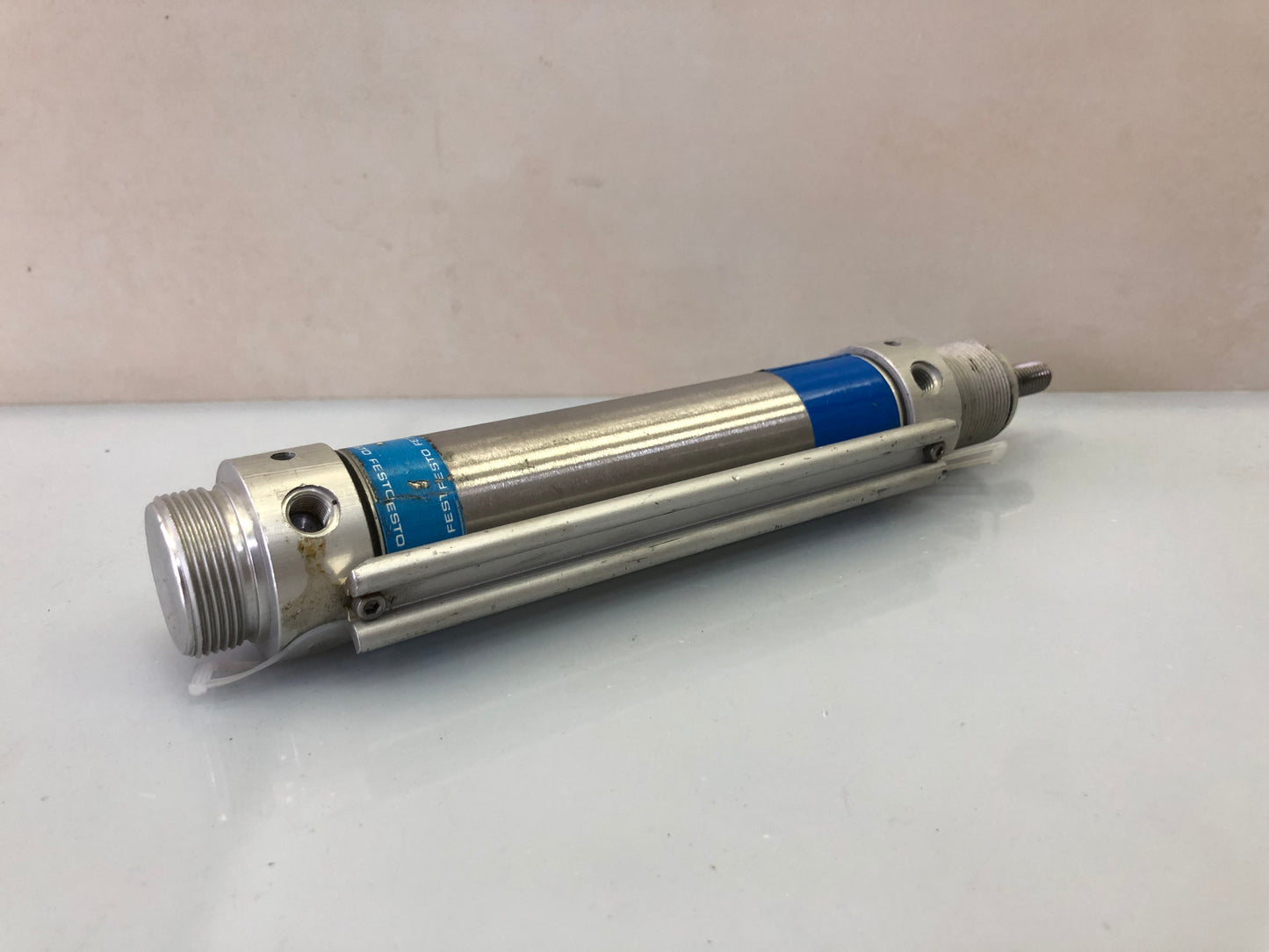FESTO, DSW-32-80PA , CYLINDER, DOUBLE ACTING, 10BAR/145PSI.