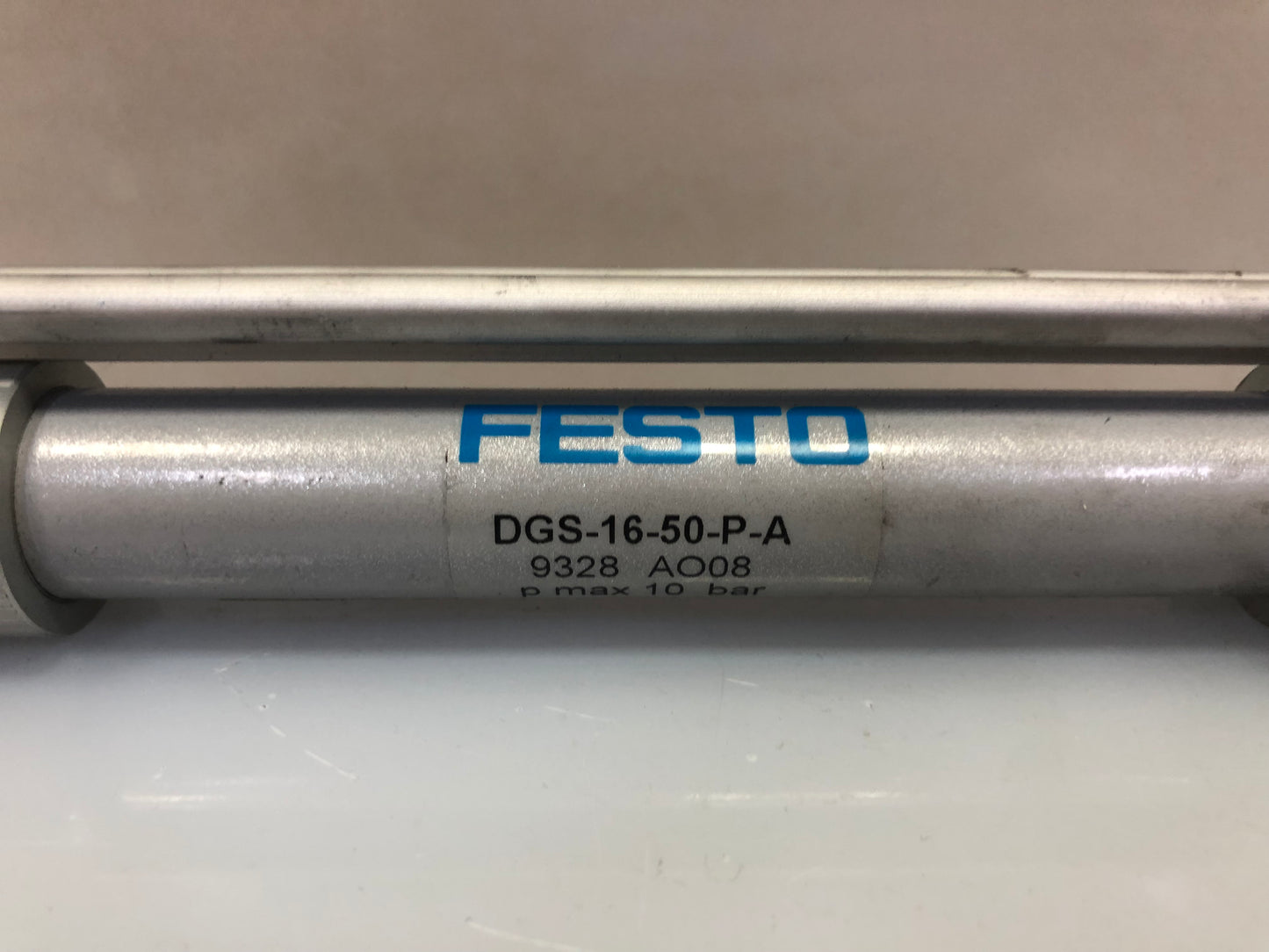 FESTO DGS-16-50-P-A PNEUMATIC CYLINDER