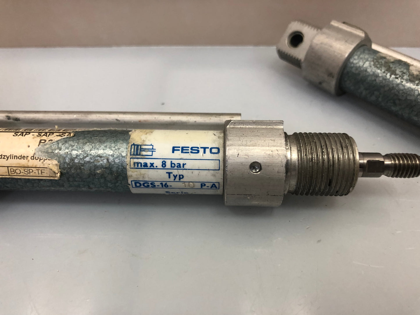 Festo DGS-16-10-P-A DGS1610PA 1089R Cylinder