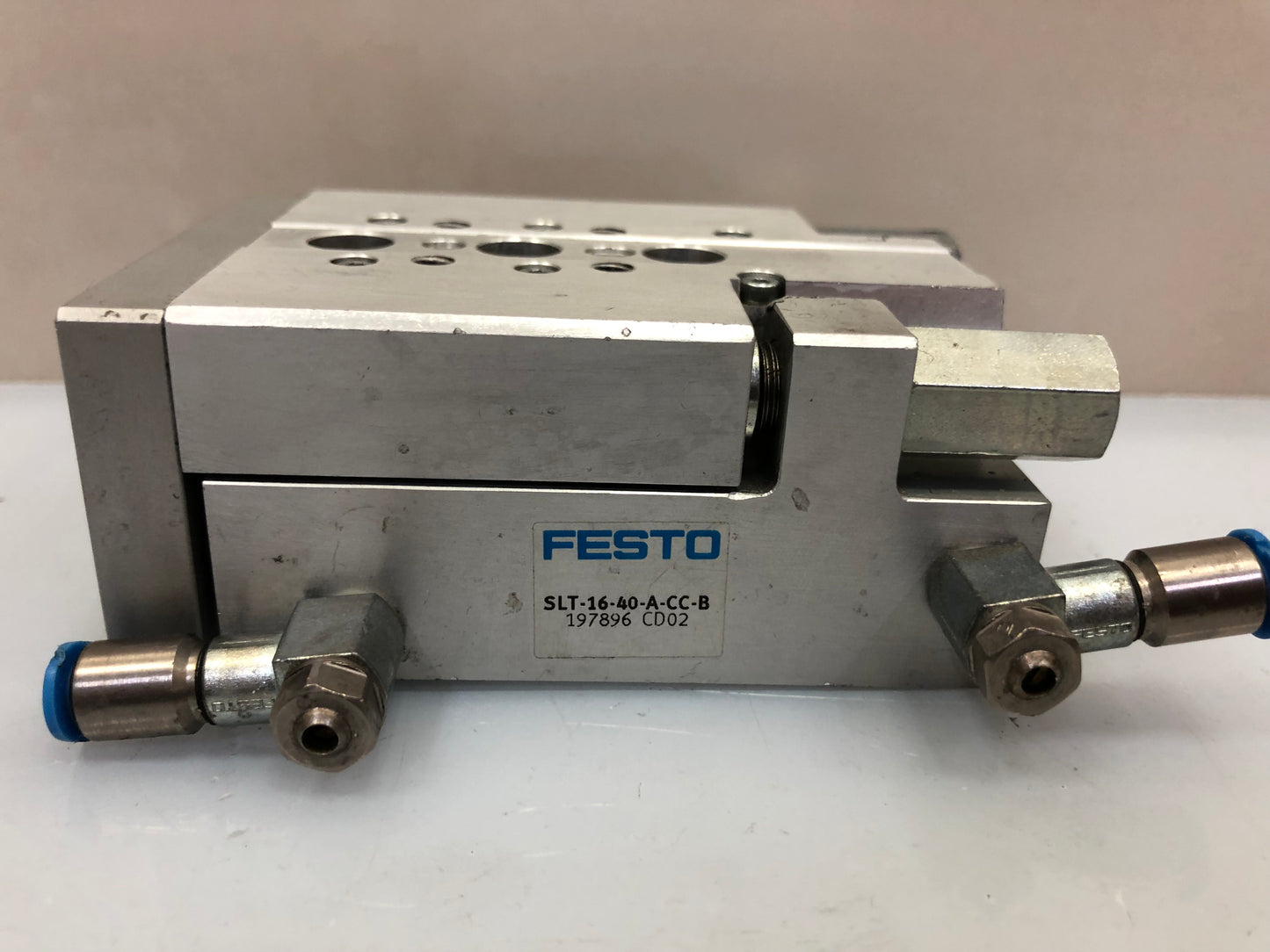 Festo SLT-16-40-A-CC-B Mini Slide Pneumatic Actuator 197896 SLT1640ACCB