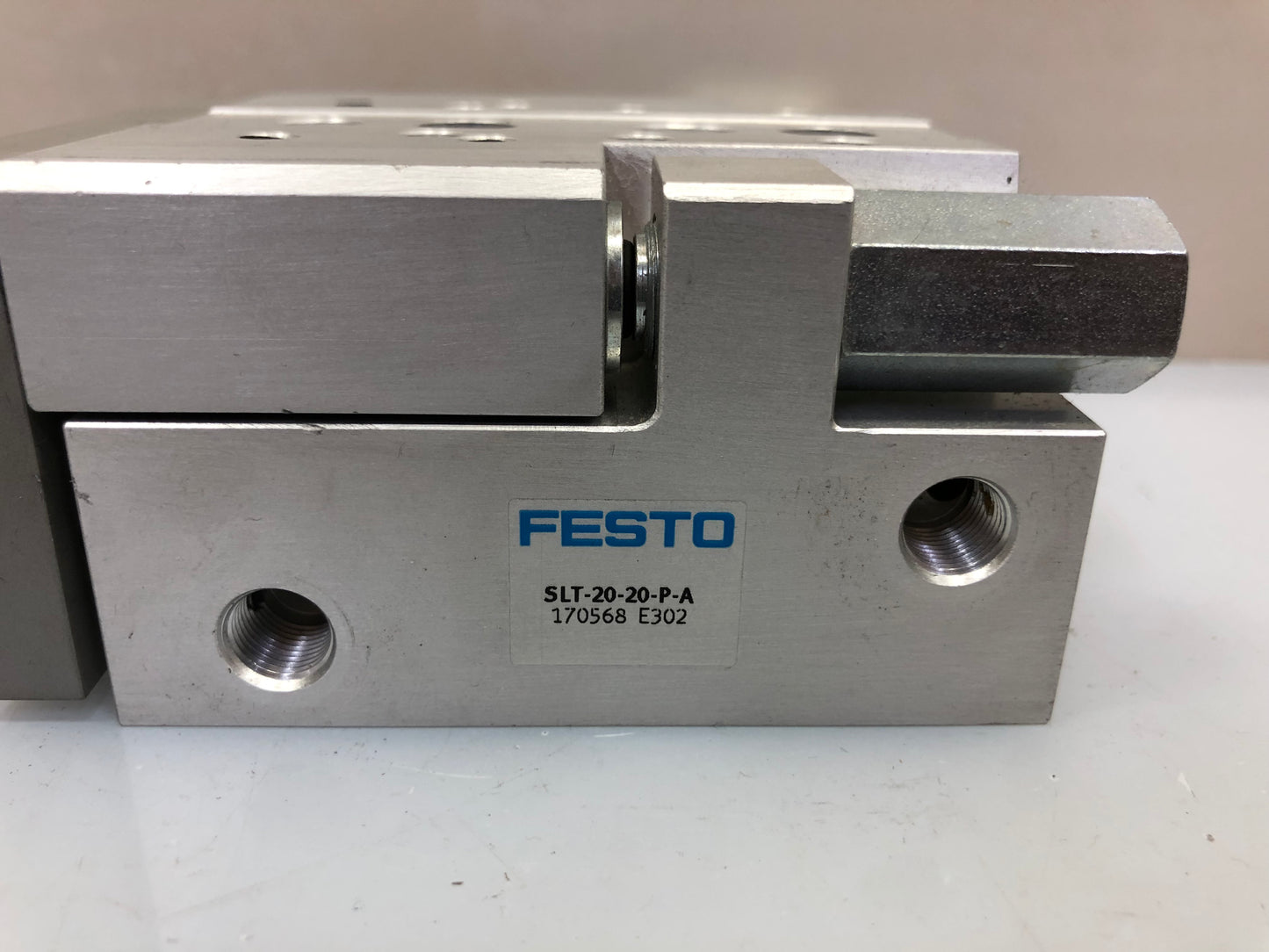 FESTO SLT-20-20-P-A 170568 Mini Slide
