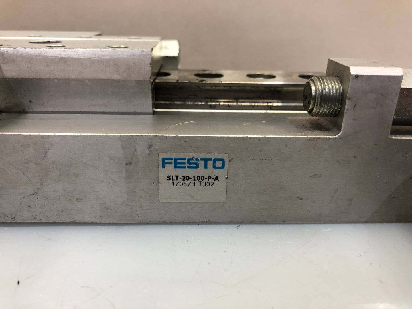 FESTO SLT-20-100-P-A 170573 Mini Slide