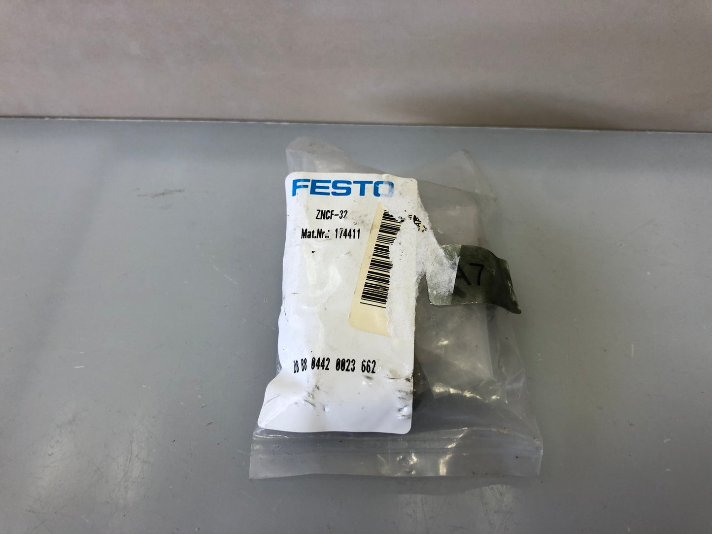 Festo ZNCF-32 Mounting Flange, Trunnion, Stainless Steel Casting