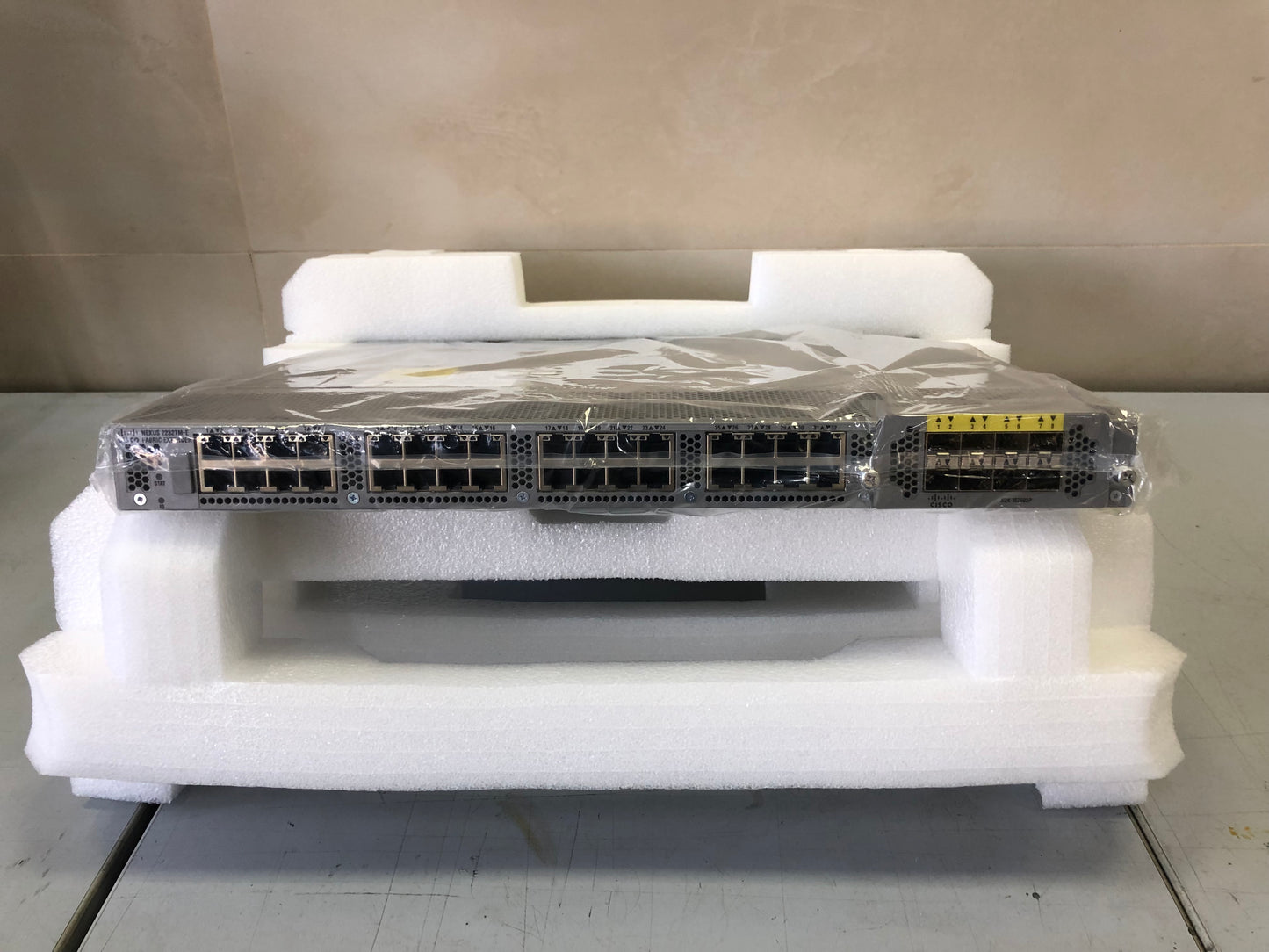 Cisco N2K-C2232TM-E-10GE 10GE Fabric Extender – 32-Port FEX for Nexus Series