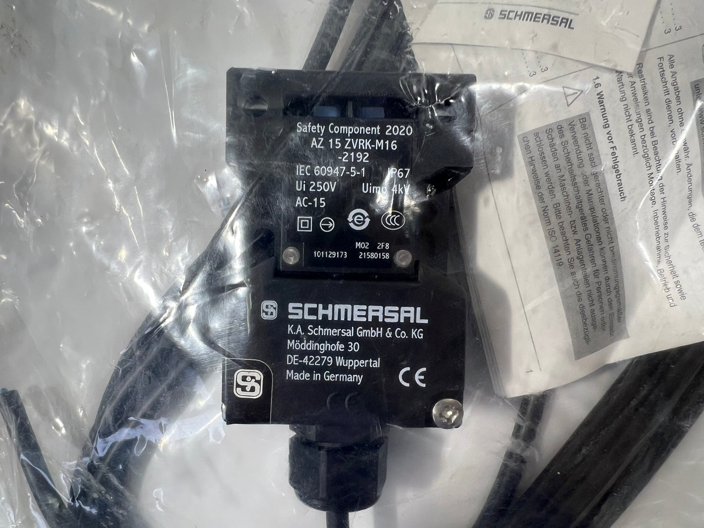 Schmersal AZ 15 ZVRK-M16-2192 Safety Switch