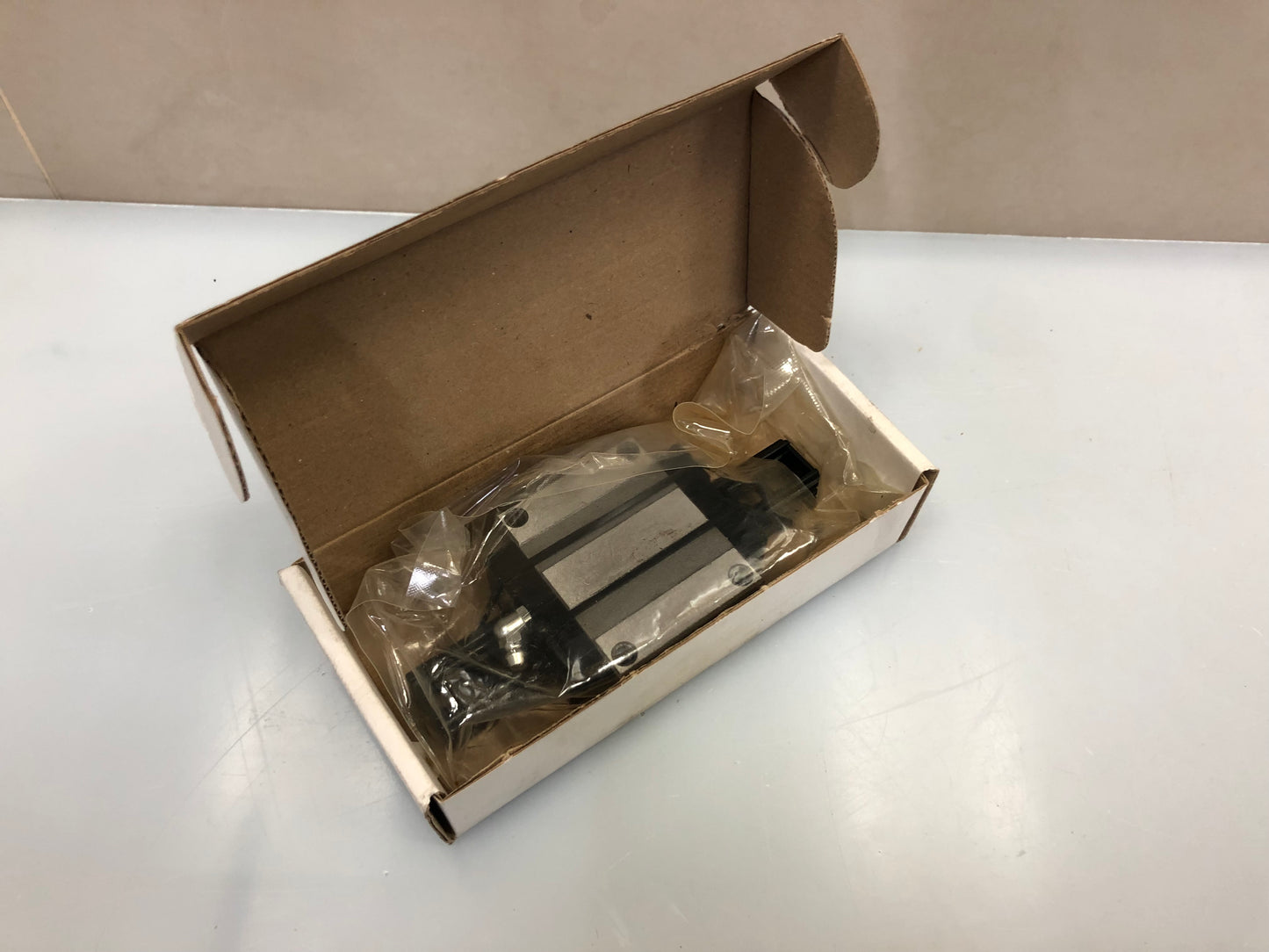 NSK LAH20EMZ Linear Bearing Guide Block 20mm Rail Size