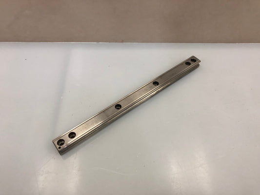 THK Linear rail 220mm FN6I737