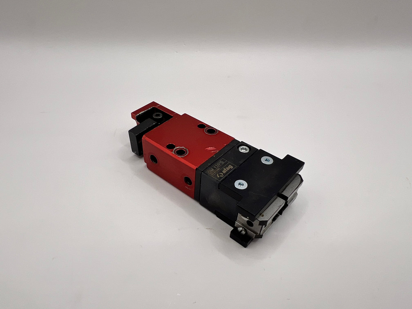 Afag GMQ12 Pneumatic Parallel Gripper with afag GM 12/PS