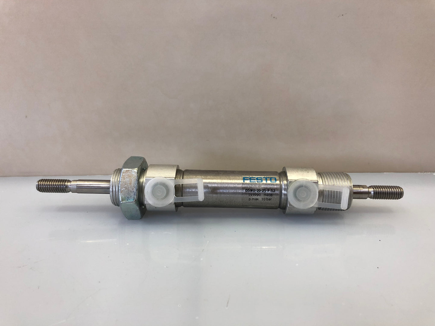 FESTO DSNU-20-25-P-S2 / 193990 PNEUMATIC CYLINDER