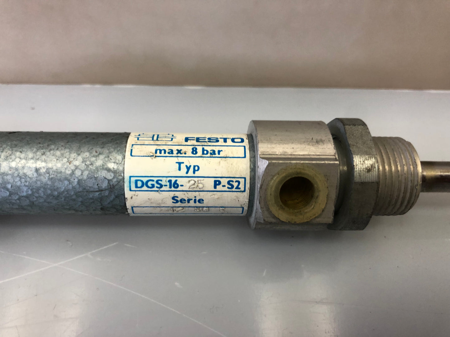 Festo Pneumatic Cylinder DGS-16-25-P-S2