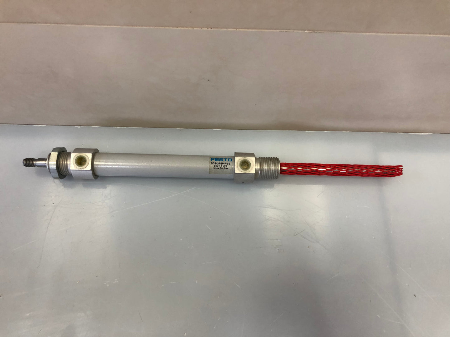 Festo DGS-16-80-P-S2 9203 Pneumatic Cylinder