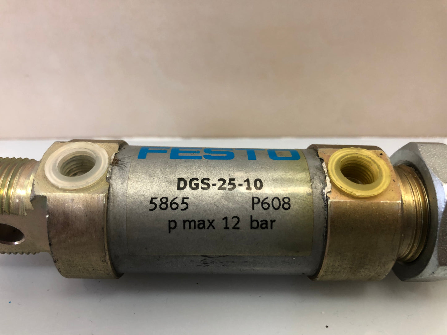 Festo DGS-25-10 5865 Double Acting Pneumatic Cylinder Bore 25mm/ Stroke 10mm