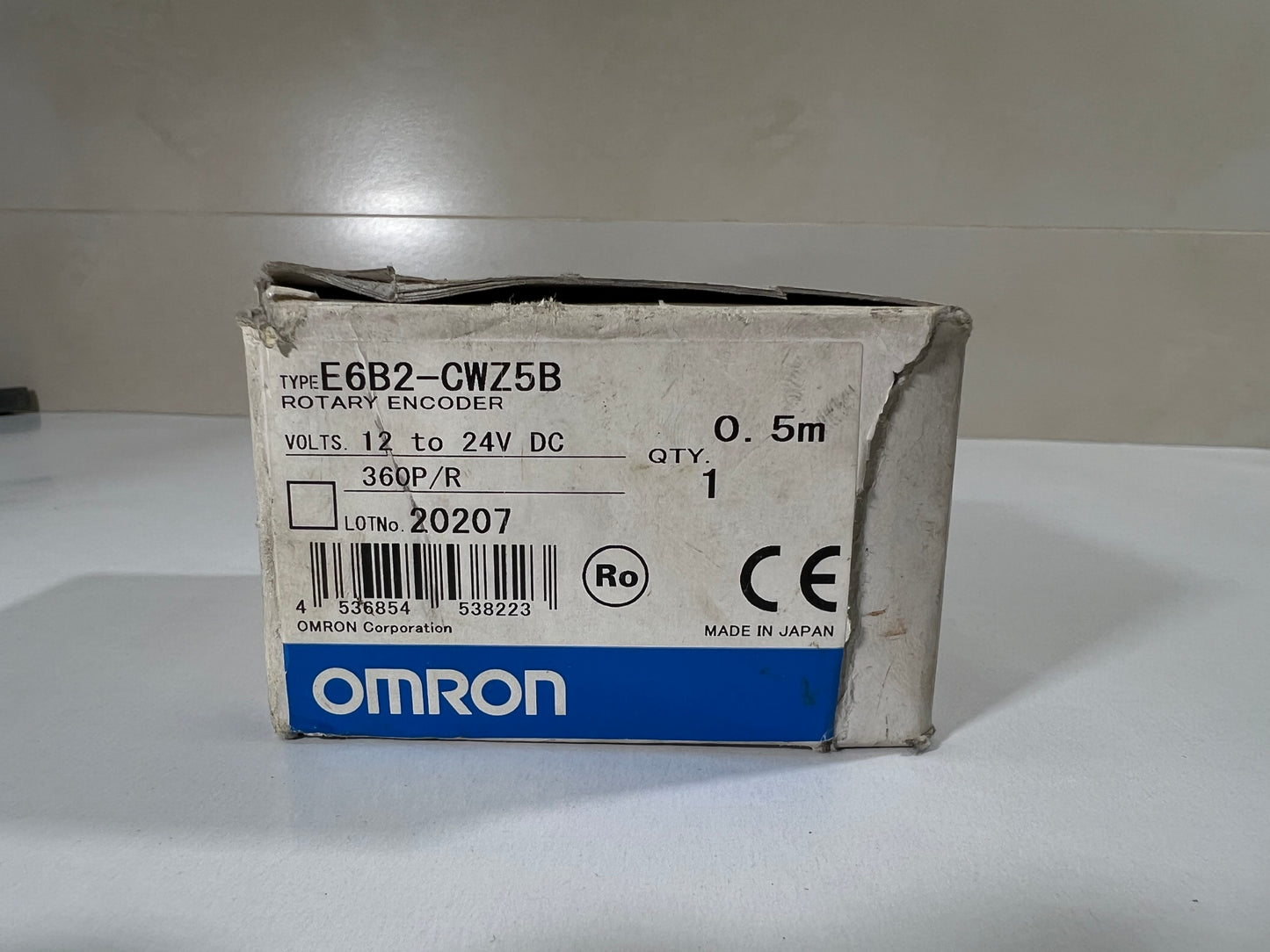 Omron E6B2-CWZ5B Rotary Encoder E6B2CWZ5B