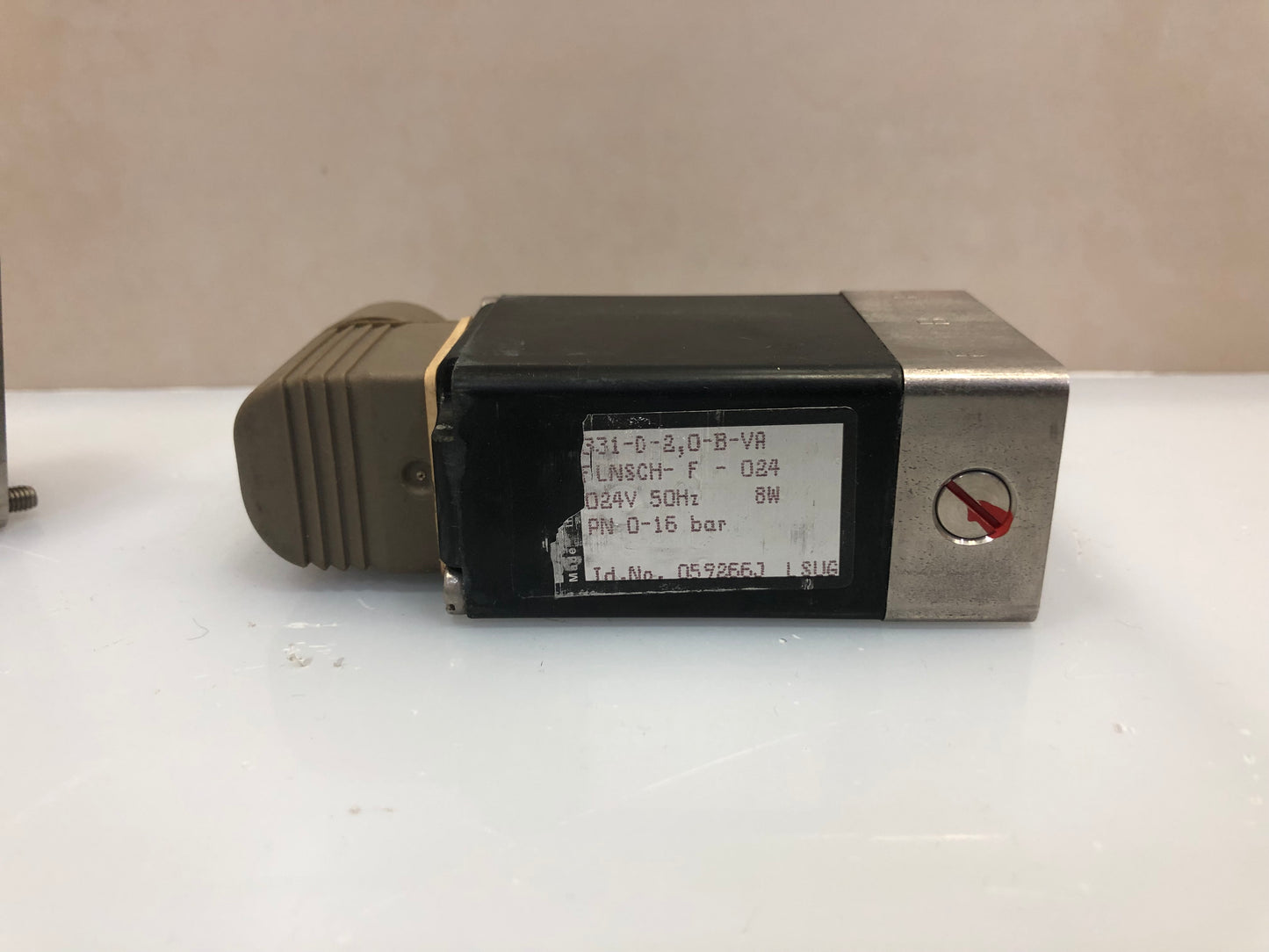 Burket 311-D-2.0-B-VA FLNSCH Solenoid valve