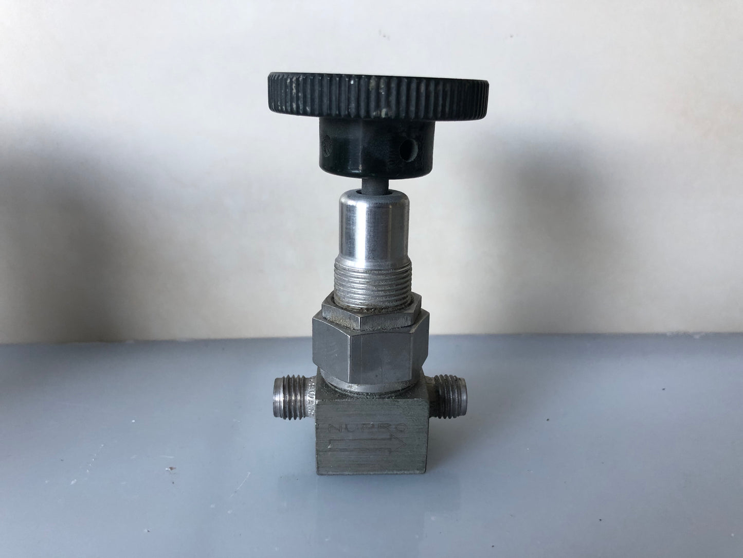 1x NUPRO M-4BK Needle Valve