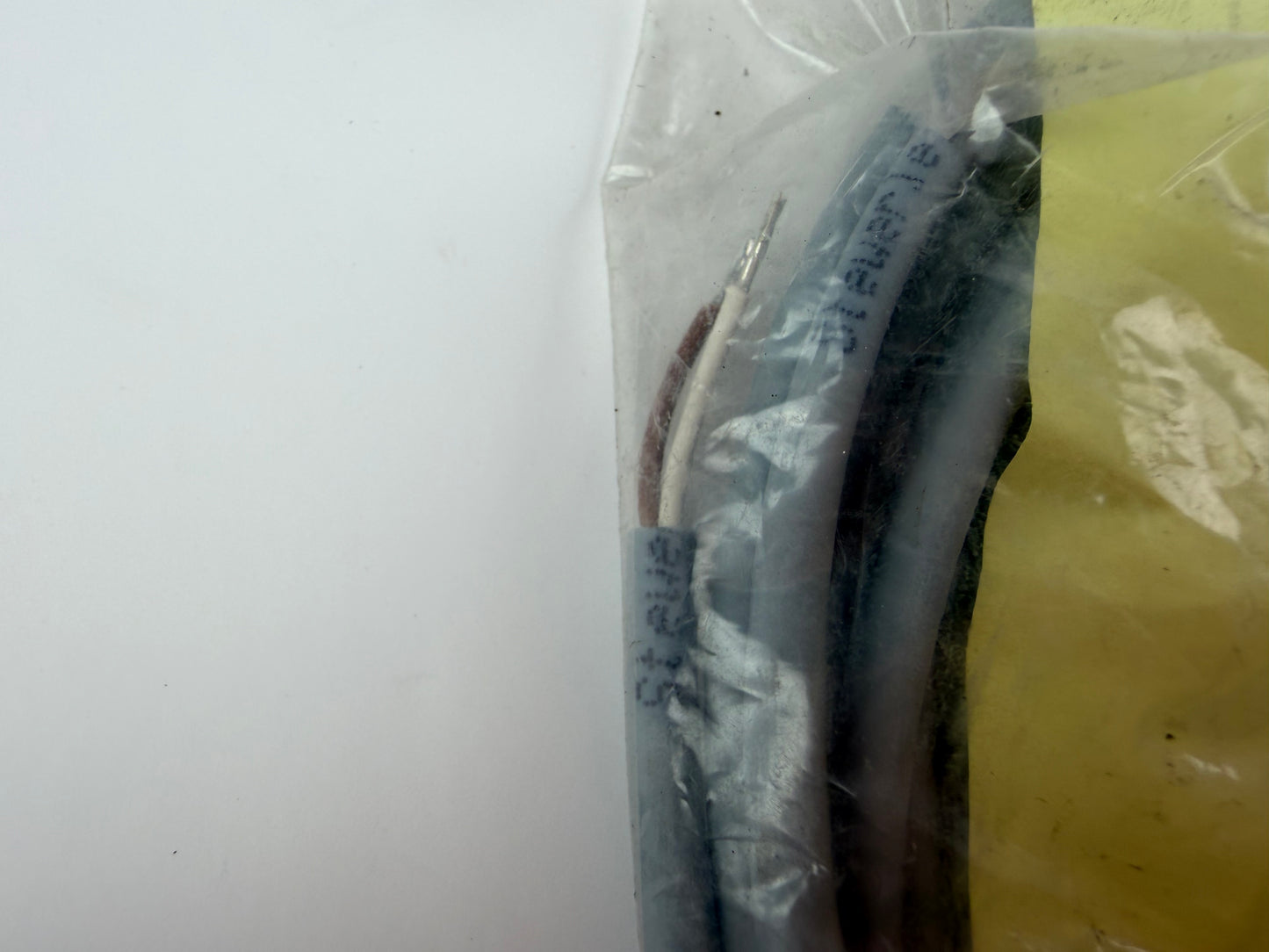 Rexroth 1.834.484.253 Valve Connector