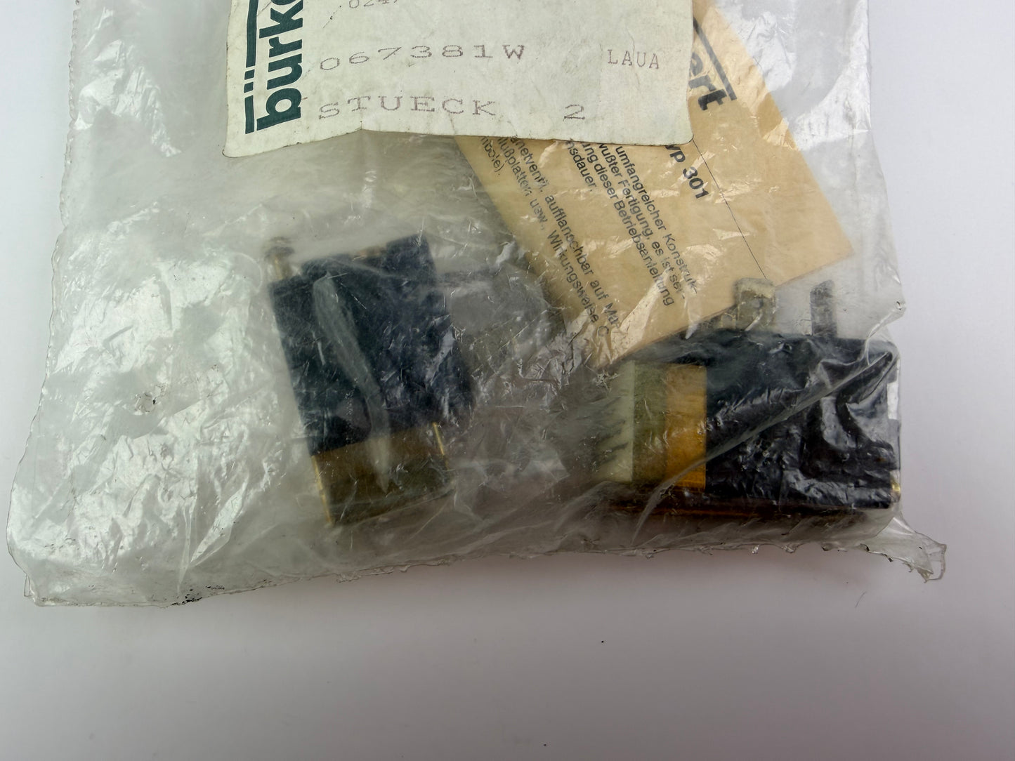 2pcs Burkert 301-C-01,6-B Solenoid Valve