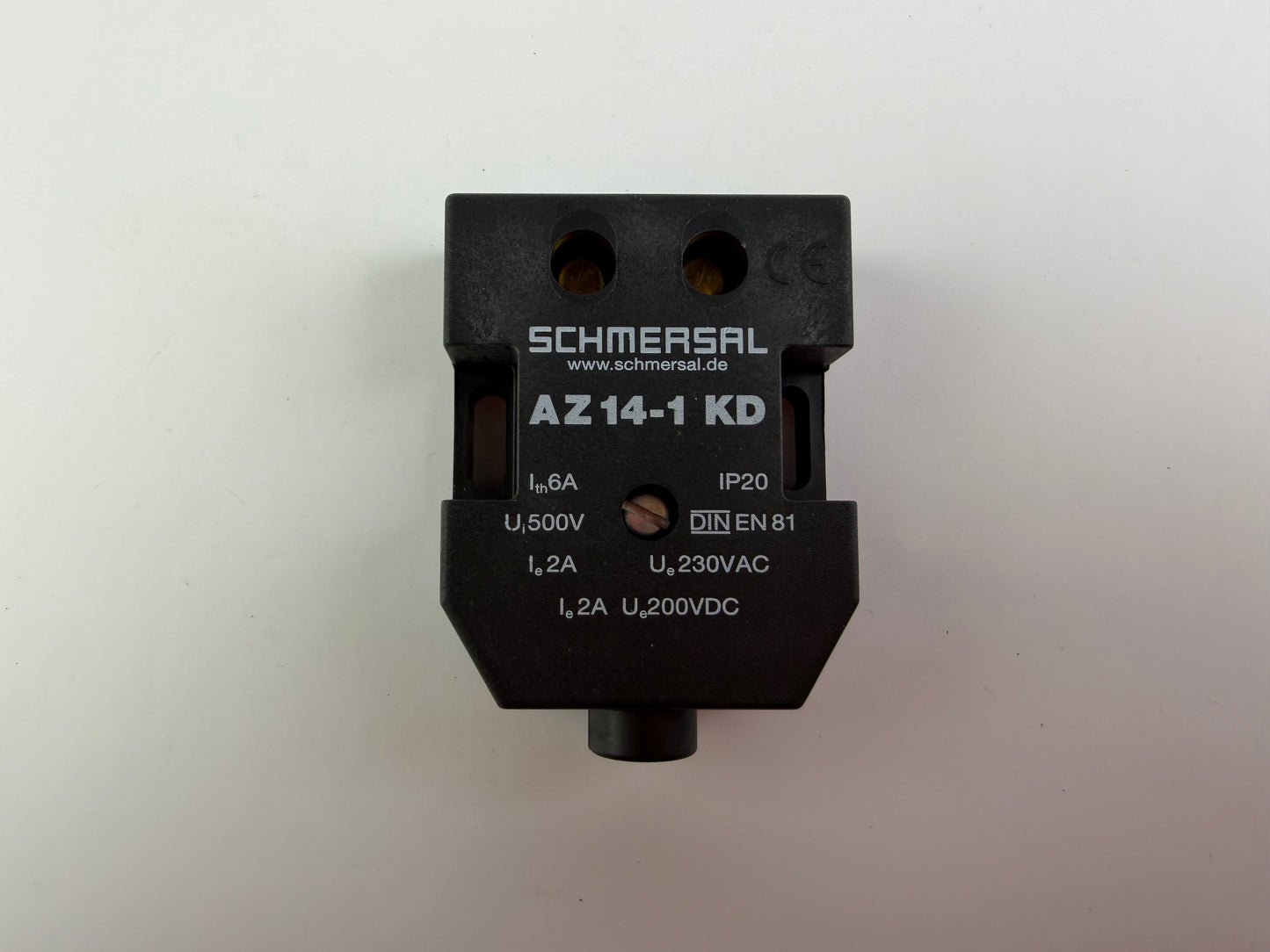 2x Schmersal AZ14-1KD Safety Switch with Key