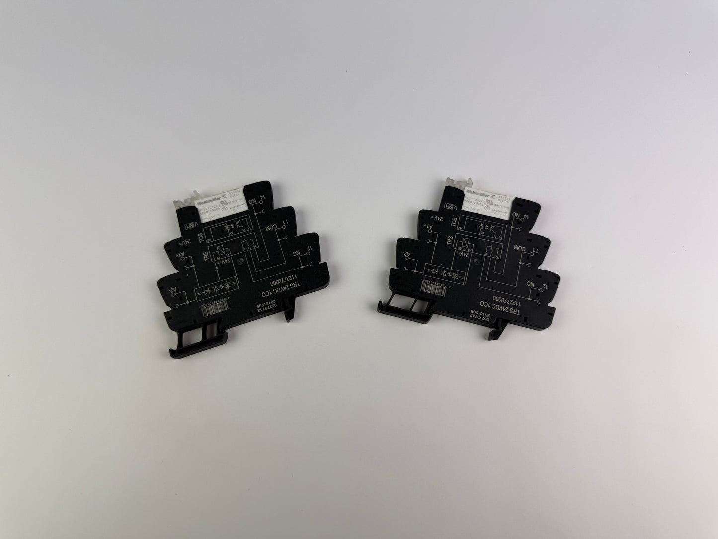 2x Weidmüller 1122770000 TRS 24VDC 1CO Relays