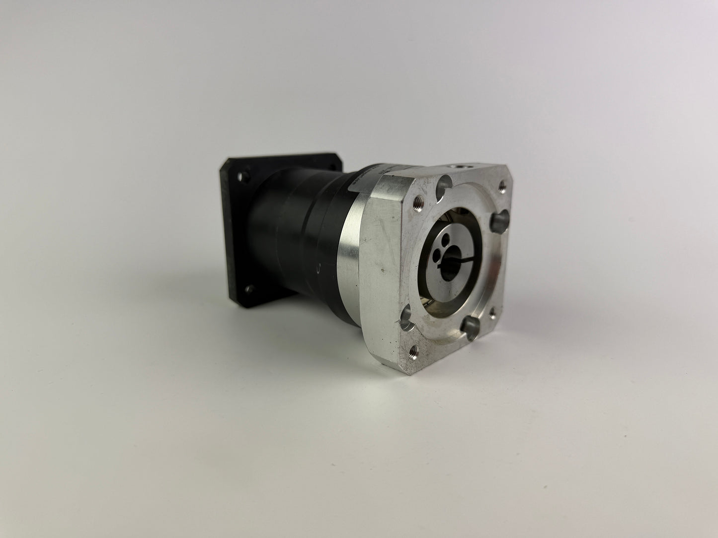 1x Neugart 100294586 Planetary Gearbox – PLN070-005 – Made in Germany