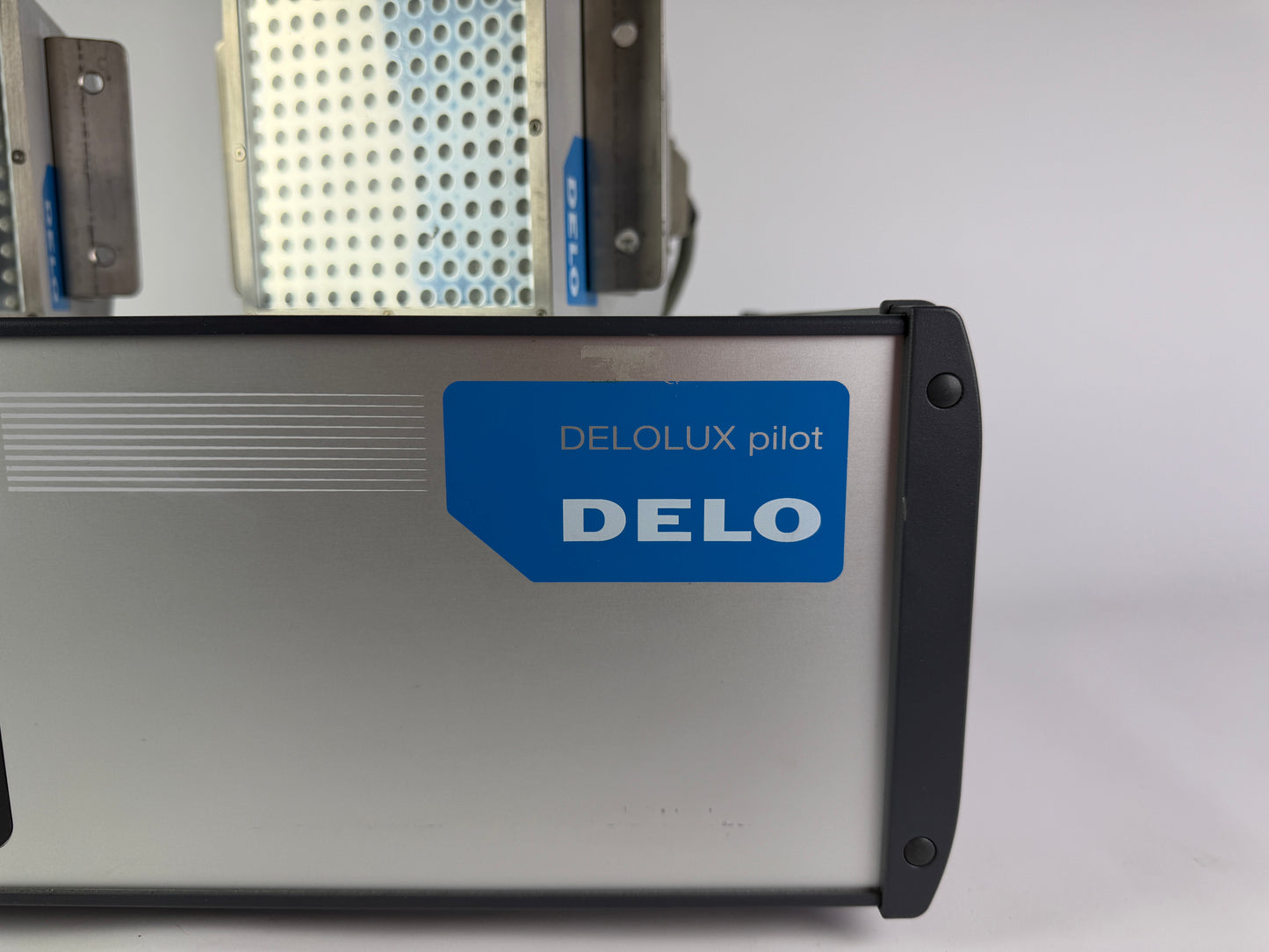 DELO DELOLUX pilot A4T Control Unit + 2× DELOLUX 20/400 A2 LED Heads – Complete UV Light Curing System
