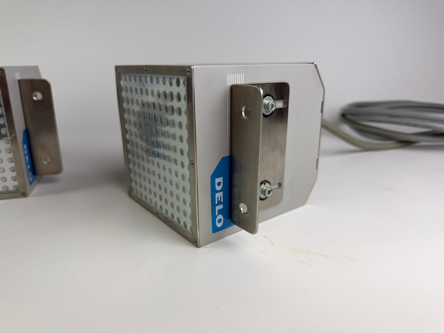 DELO DELOLUX pilot A4T Control Unit + 2× DELOLUX 20/400 A2 LED Heads – Complete UV Light Curing System