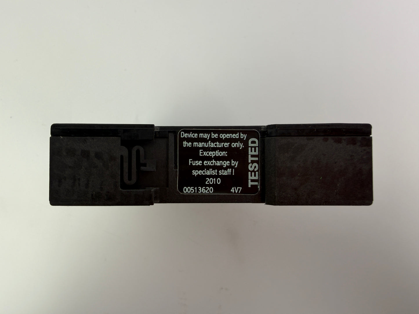 1x Schmersal AES 1235 Safety Monitoring Module 24VDC (B300 / Q300)